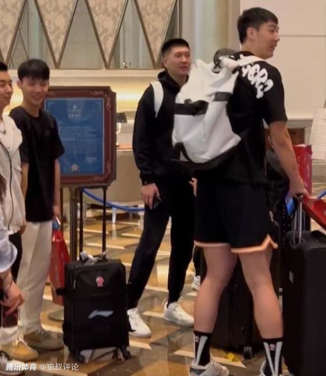 她是嫂子