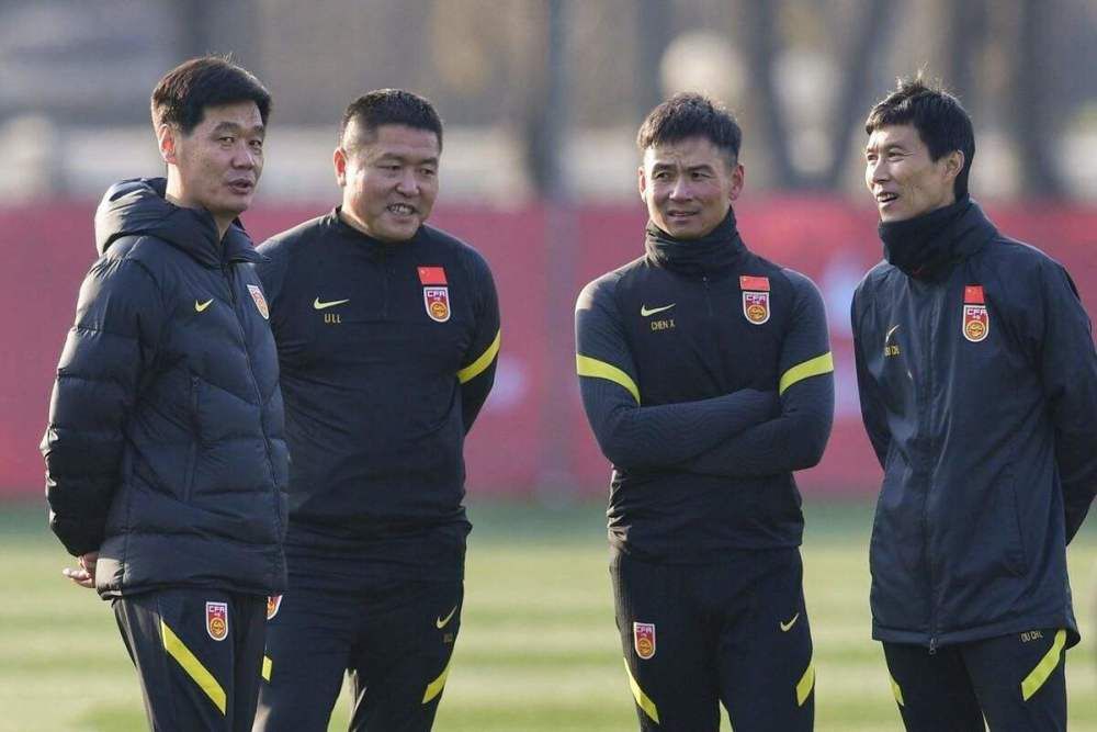 国产成人av一区二区