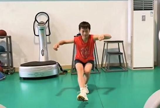 亚洲欧美综合在线观看